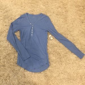 Gap Body Women’s Blue Long Sleeve Shirt